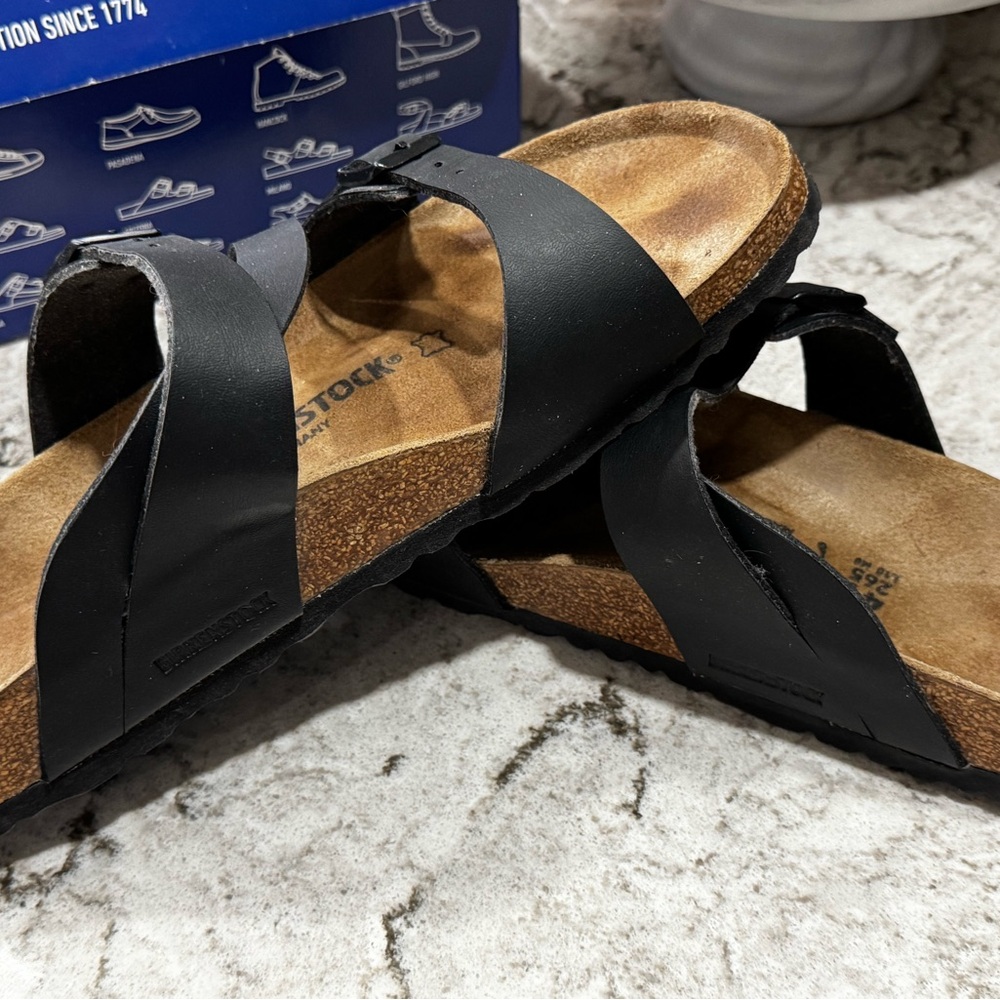 Birkenstock Black Narrow Fit Salina BS Sandals